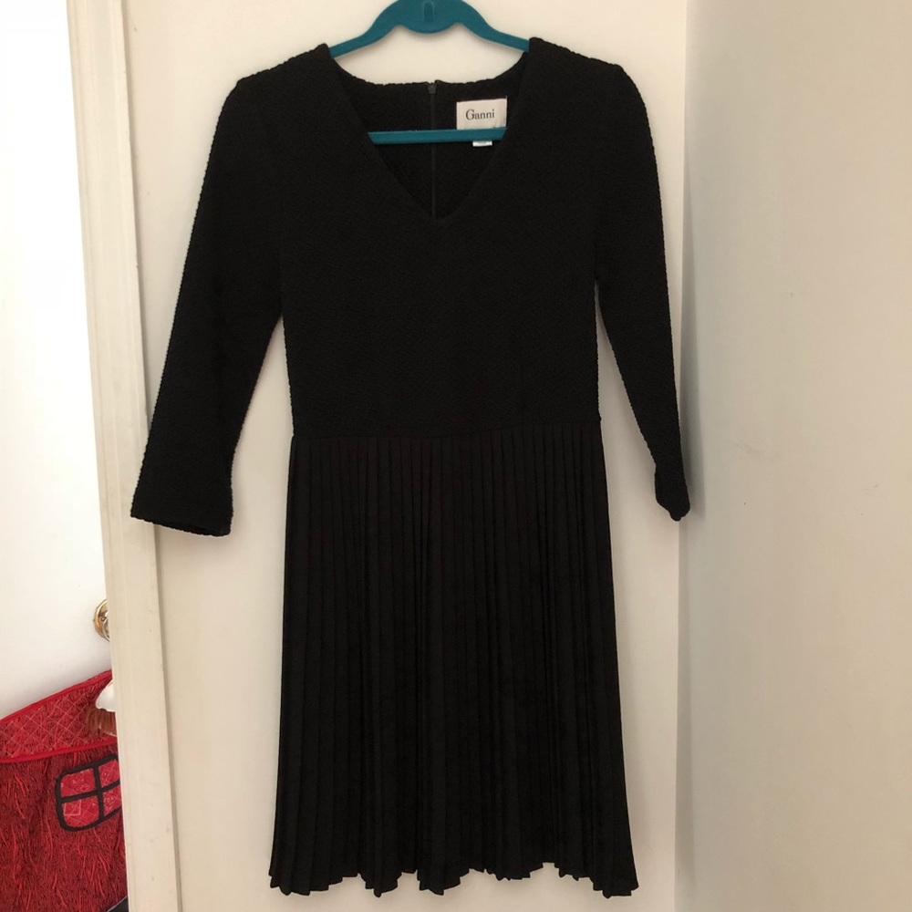Classic Black Stretchy Dress